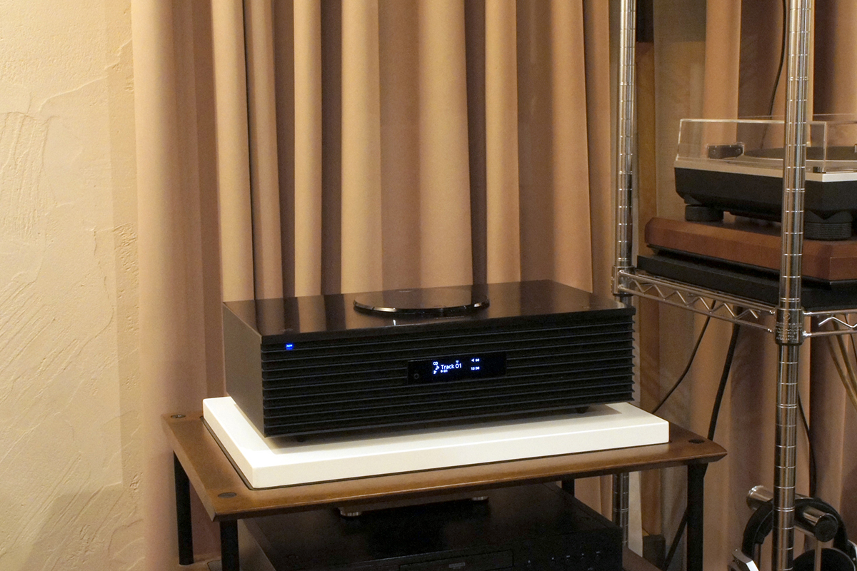アナログレコードの再生中のSC-C70MK2