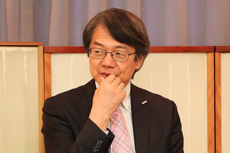 井谷哲也氏