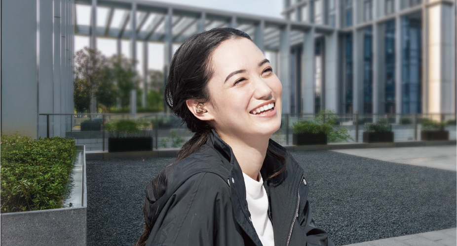 自分の声だけをクリアに相手に届ける独自の通話音声処理技術「JustMyVoice™」テクノロジー搭載 EAH-AZ40