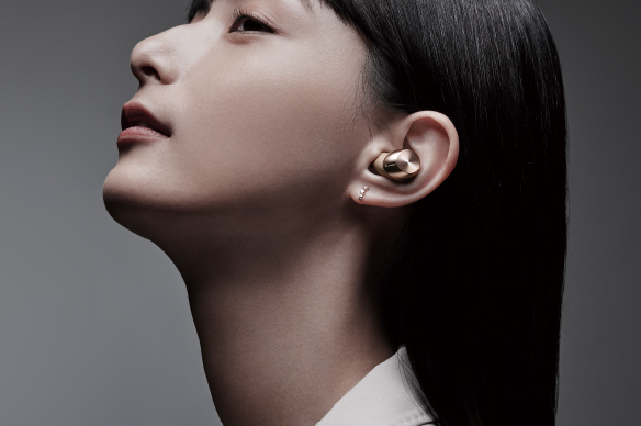 自然で厚みのある高音質を実現。「アクティブノイズキャンセリング」搭載